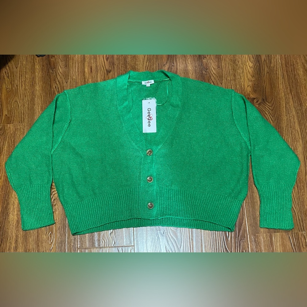 GeeGee Green Cardigan Sweater Size Large